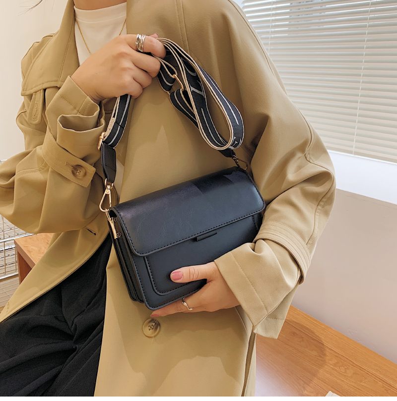 Pardillo Crossbody-handväska I Läderklaff För Kvinnor - Vit