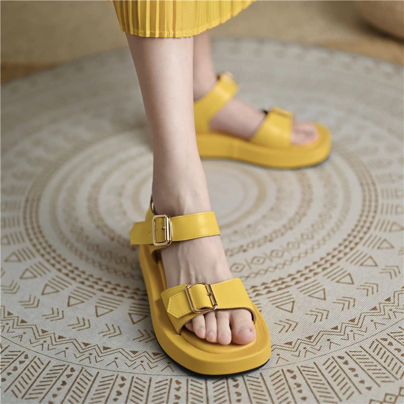 Peggy Platt Sandal För Kvinnor - Gul