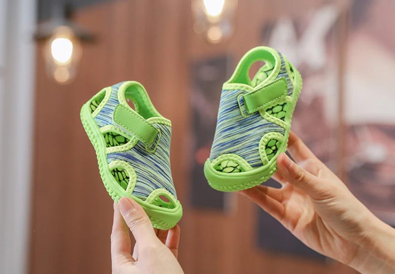 Peña Unisex Utomhussandal För Barn - Svart
