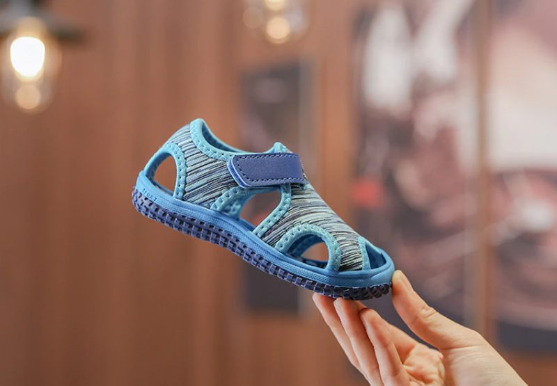 Peña Unisex Utomhussandal För Barn - Svart