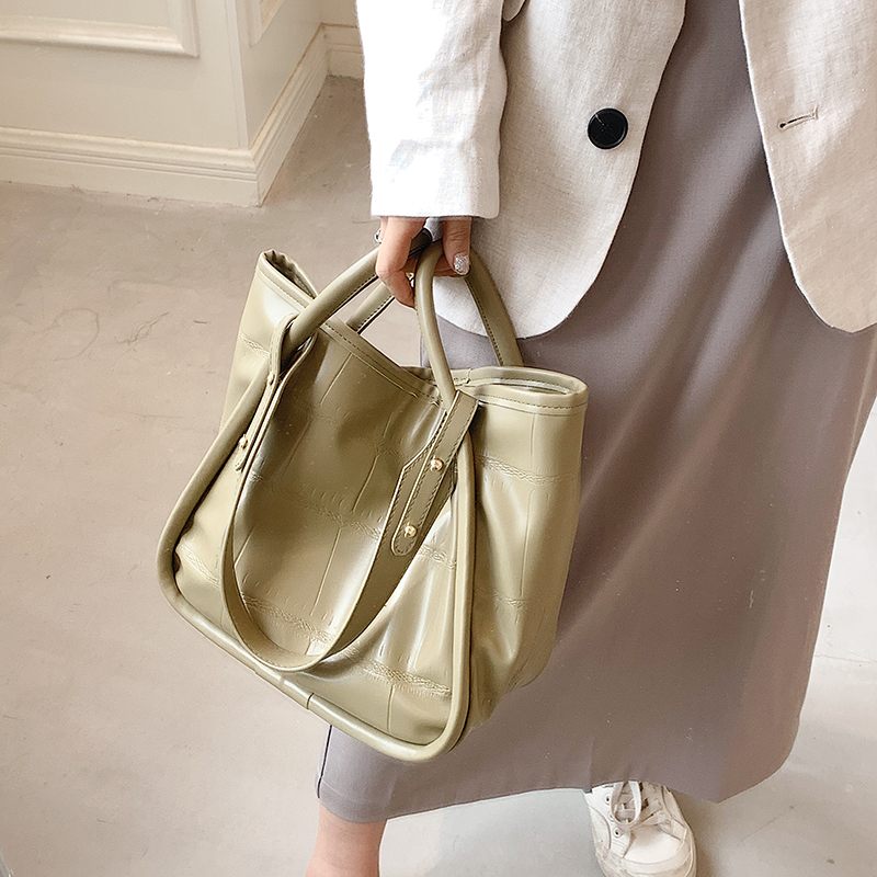 Peniche Crossbody-handväska I Läder För Kvinnor - Svart