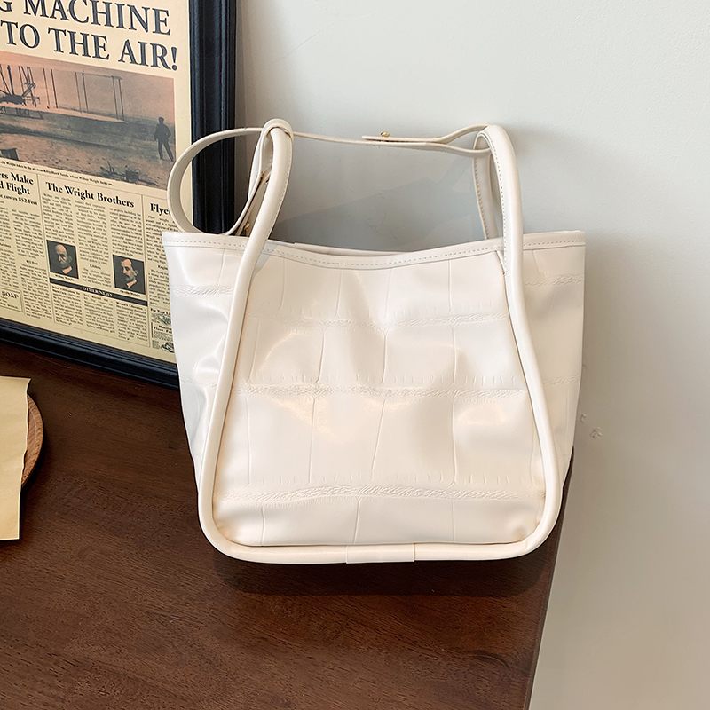 Peniche Crossbody-handväska I Läder För Kvinnor - Svart
