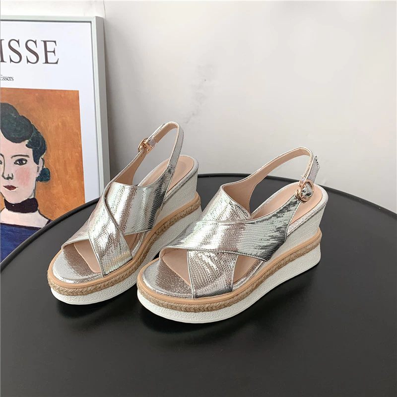 Peniche Elegant Wedge Sandal För Kvinnor - Silver