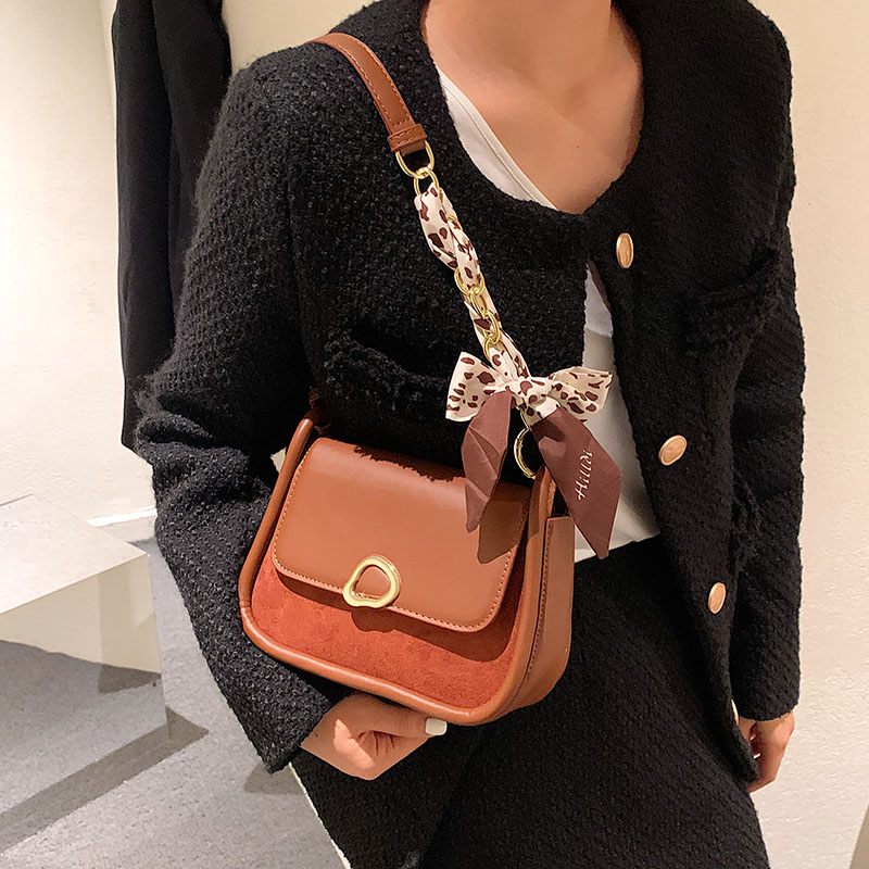 Pinino Small Crossbody-handväska I Läder För Kvinnor - Brun
