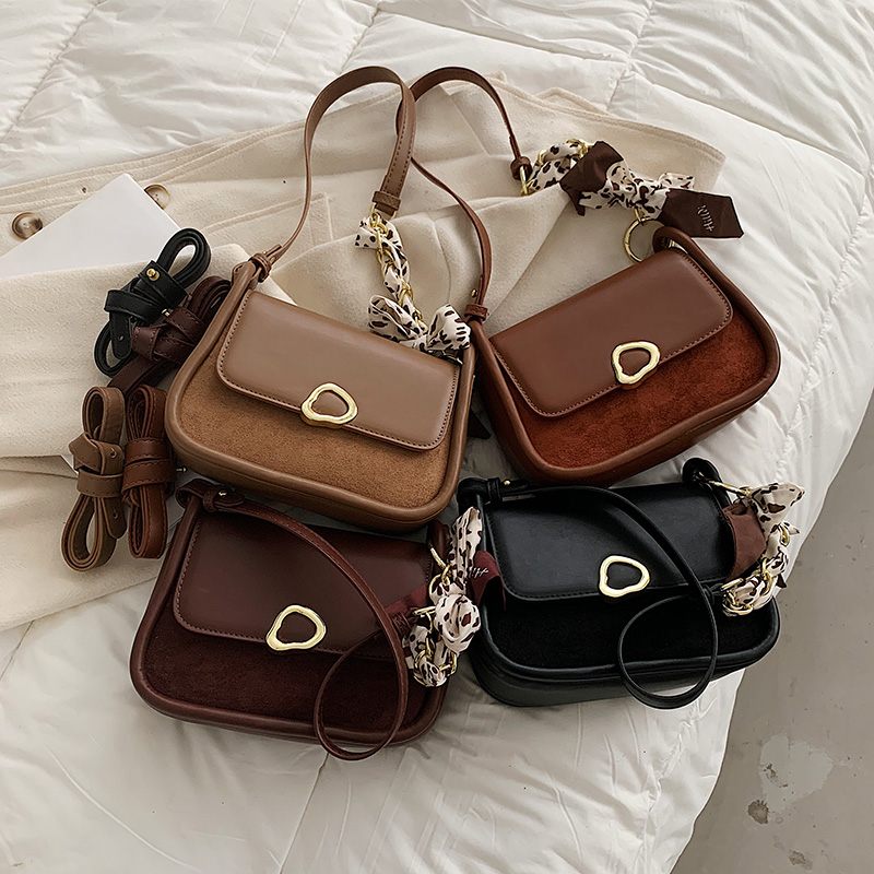 Pinino Small Crossbody-handväska I Läder För Kvinnor - Brun