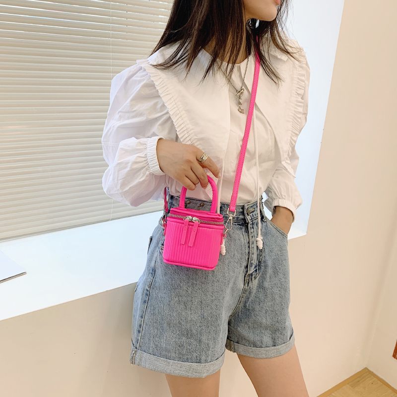 Pinky Crossbody-handväska I Läder För Kvinnor - Rosa