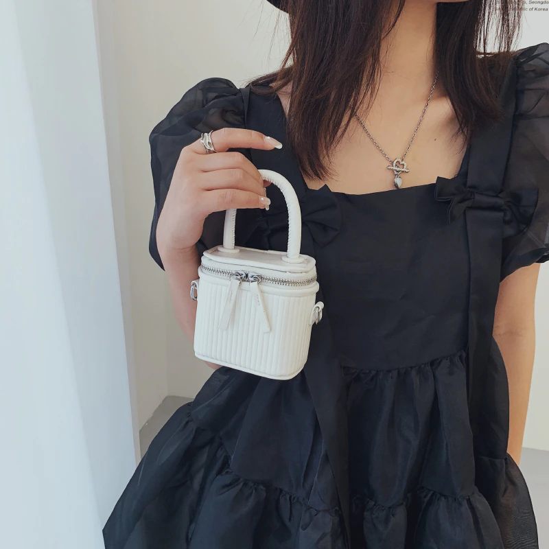 Pinky Crossbody-handväska I Läder För Kvinnor - Rosa