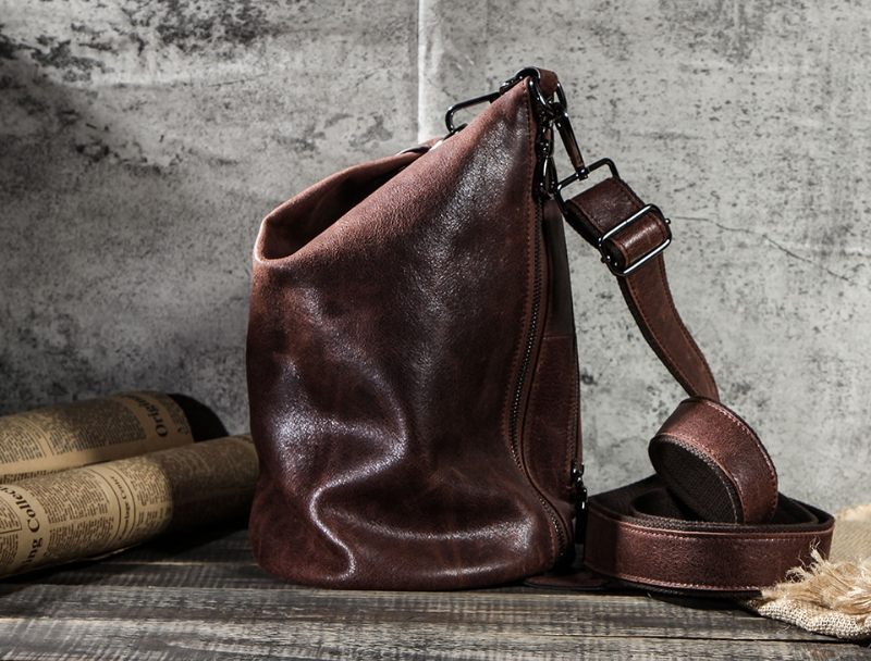Pinto Crossbody-handväska I Läder För Män - Kaffe