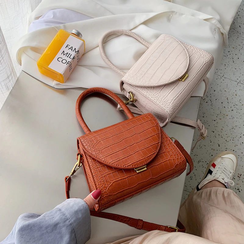 Pirulin Crossbody-handväska I Läder För Kvinnor - Brun