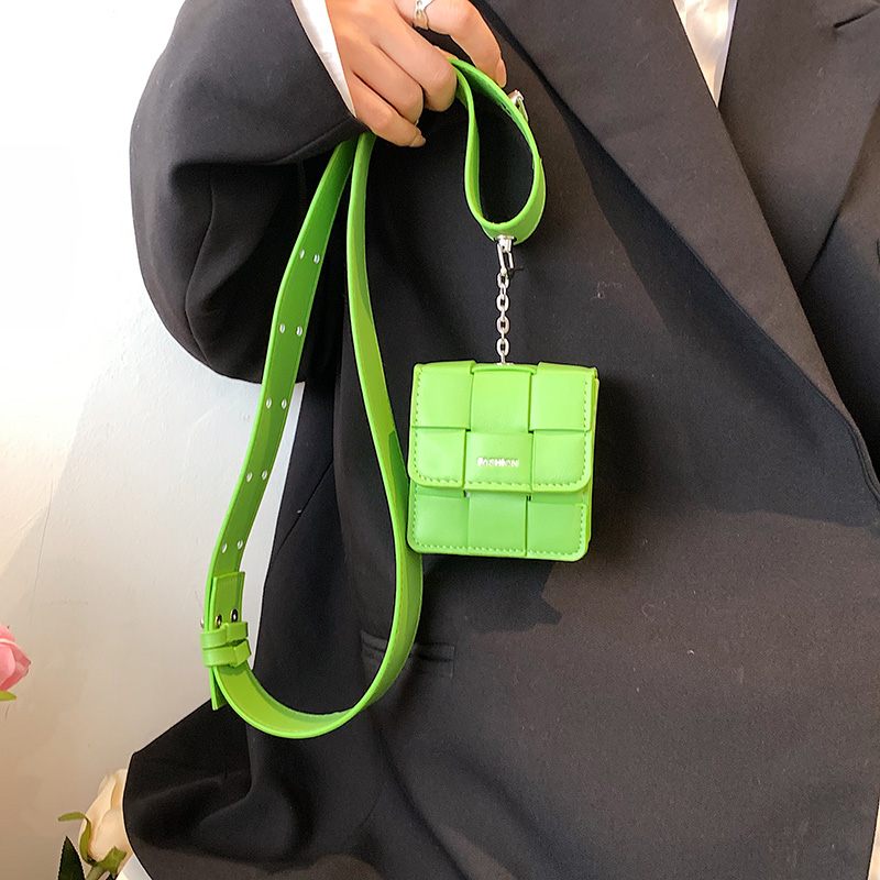 Puchi Mini Crossbody-handväska I Konstläder För Kvinnor - Vit