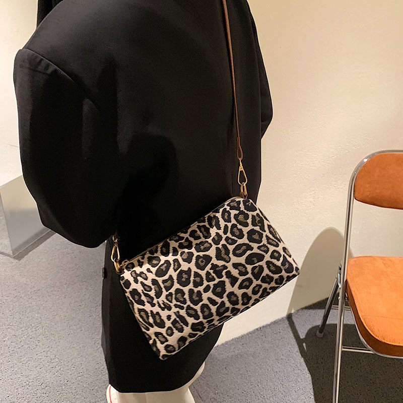 Rama Axelhandväska I Läder För Kvinnor - Leopard