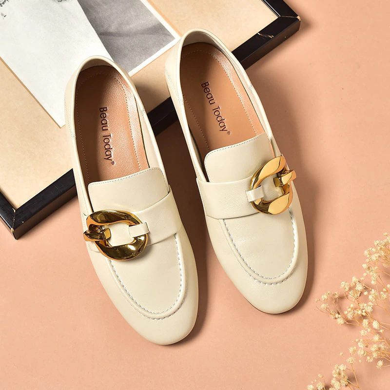 Rinaldi Platta Läder Loaferskor För Kvinnor - Beige