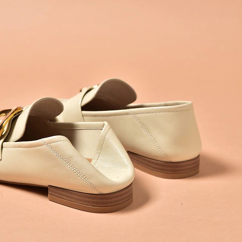 Rinaldi Platta Läder Loaferskor För Kvinnor - Beige