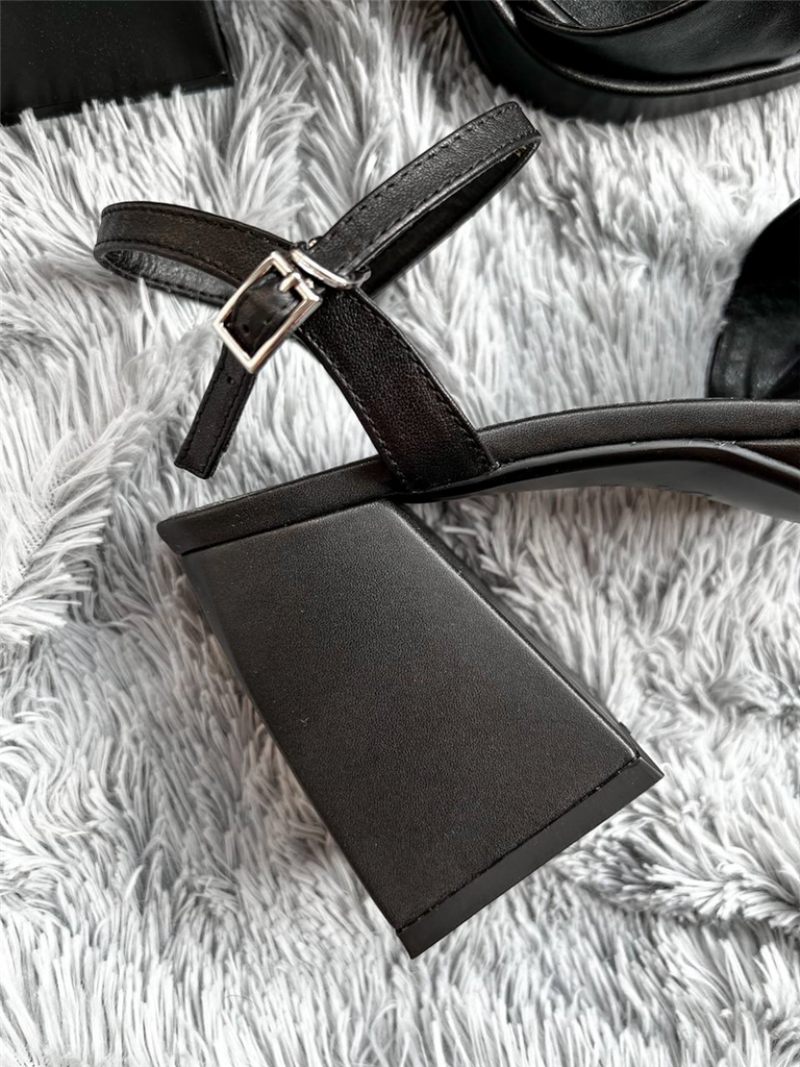 Romina Fyrkantig Sandal Med Hög Klack För Kvinnor - Svart