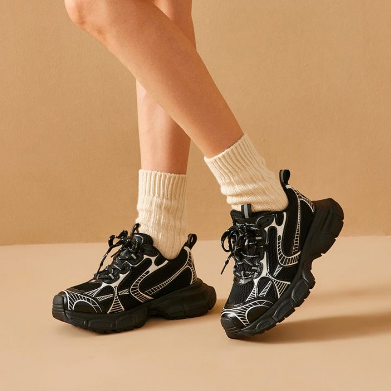 Rosalia Dam Sneakers Som Andas - Guld