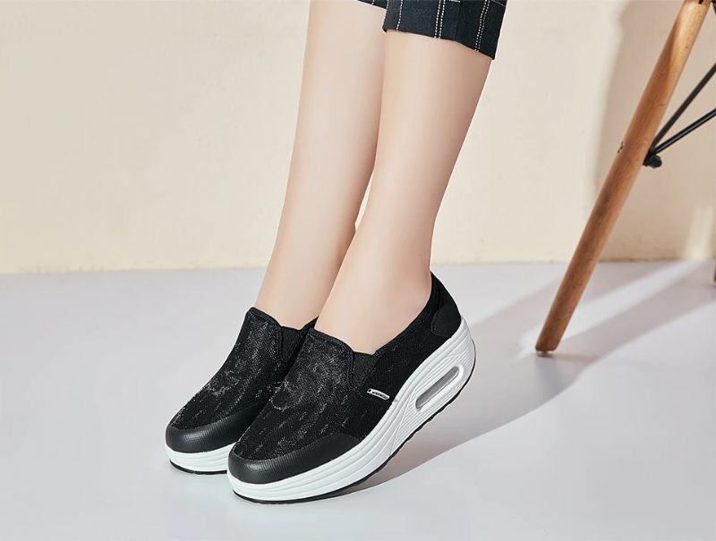 Rosaura Damplattform Slip-on Walking Svarta Skor - Svart