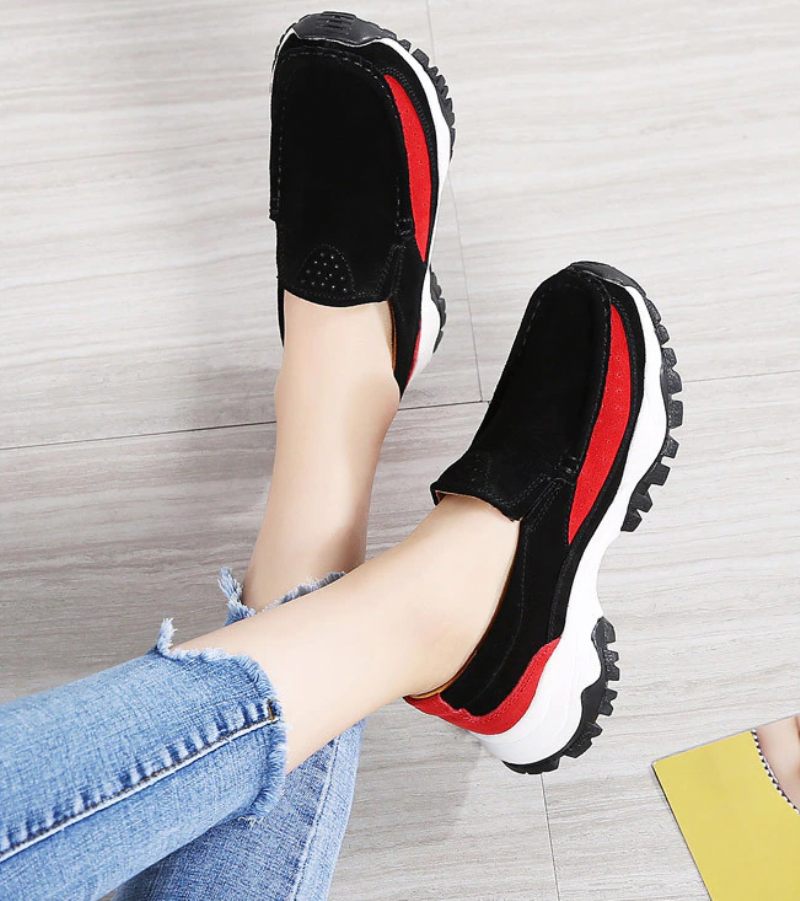 Rosner Läderplattform Slip-on Svarta Sneakers För Kvinnor - Svart