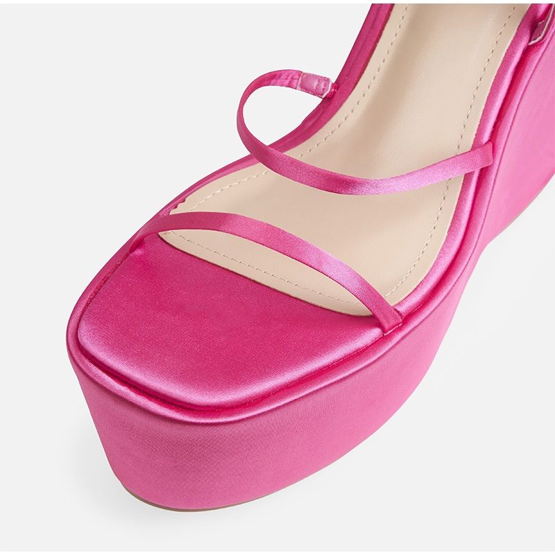Rubin Sandal Med Kil Och Plattform För Kvinnor - Grön