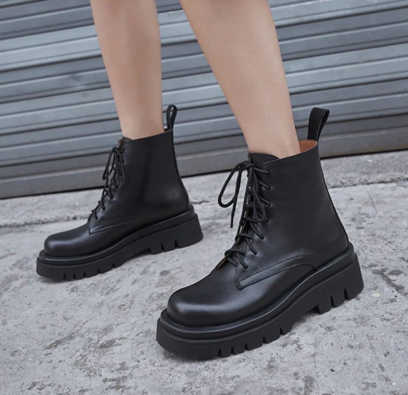 Sally Boots Ankelhöjd - Svart utan päls
