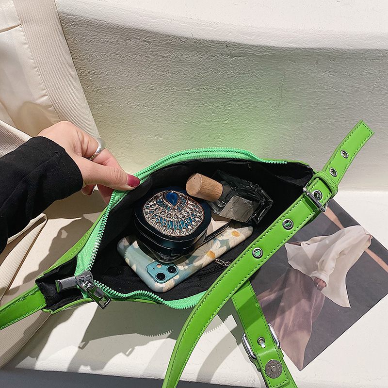 Santis Small Crossbody-handväska I Läder För Kvinnor - Grön