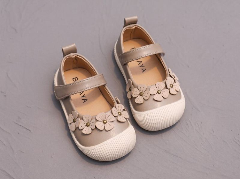 Scarlett Platta Flickskor - Beige