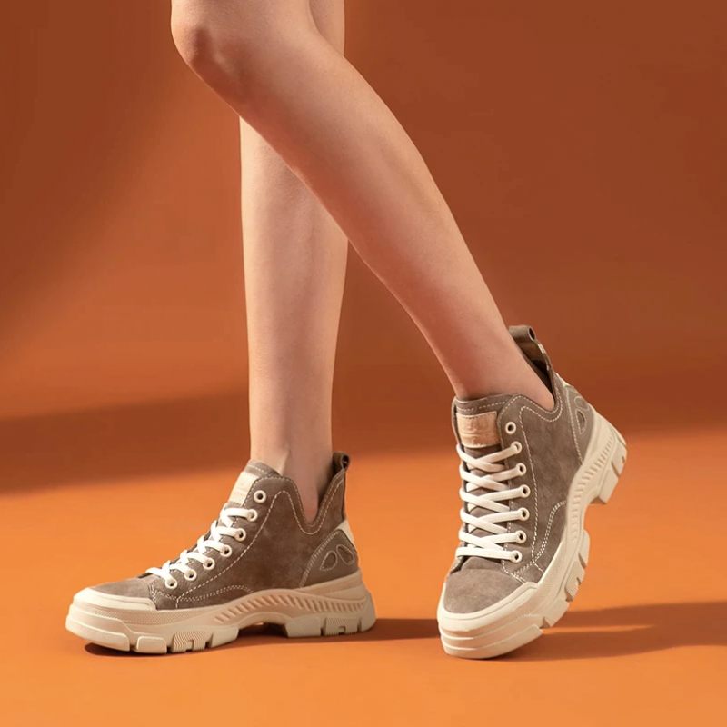 Stefany Damsneaker - Khaki
