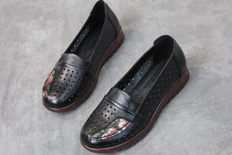 Stella Slip-on Skor I Äkta Läder För Kvinnor - Svart
