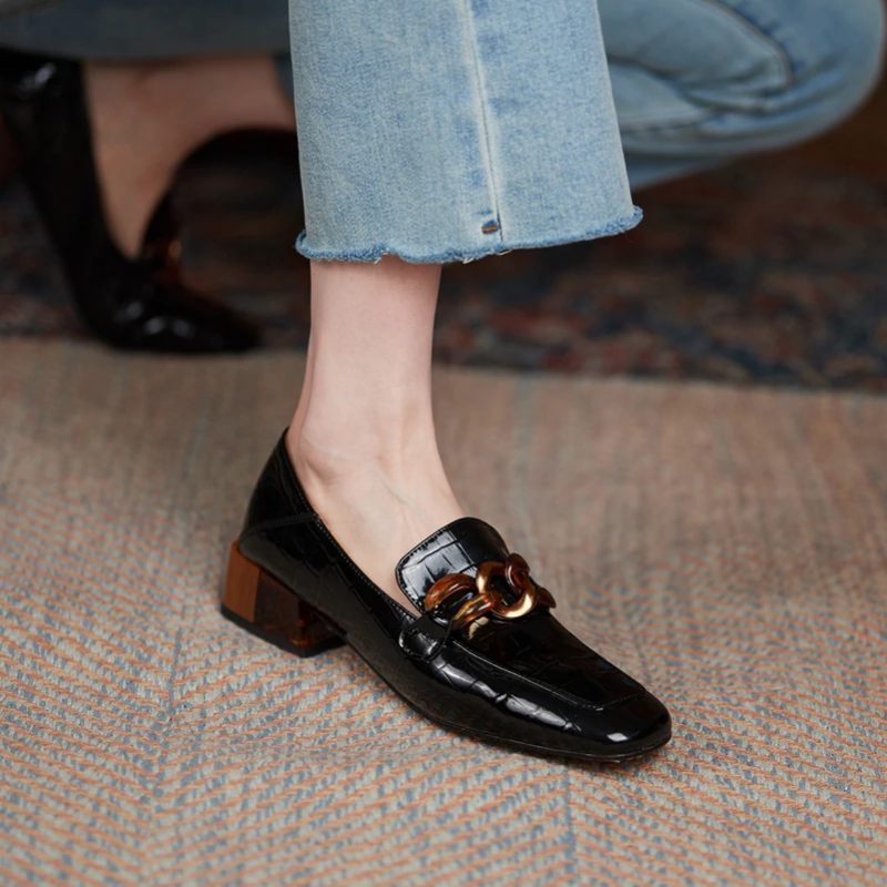 Susex Kvinnors Chunky Heel Leather Black Loafer - Svart