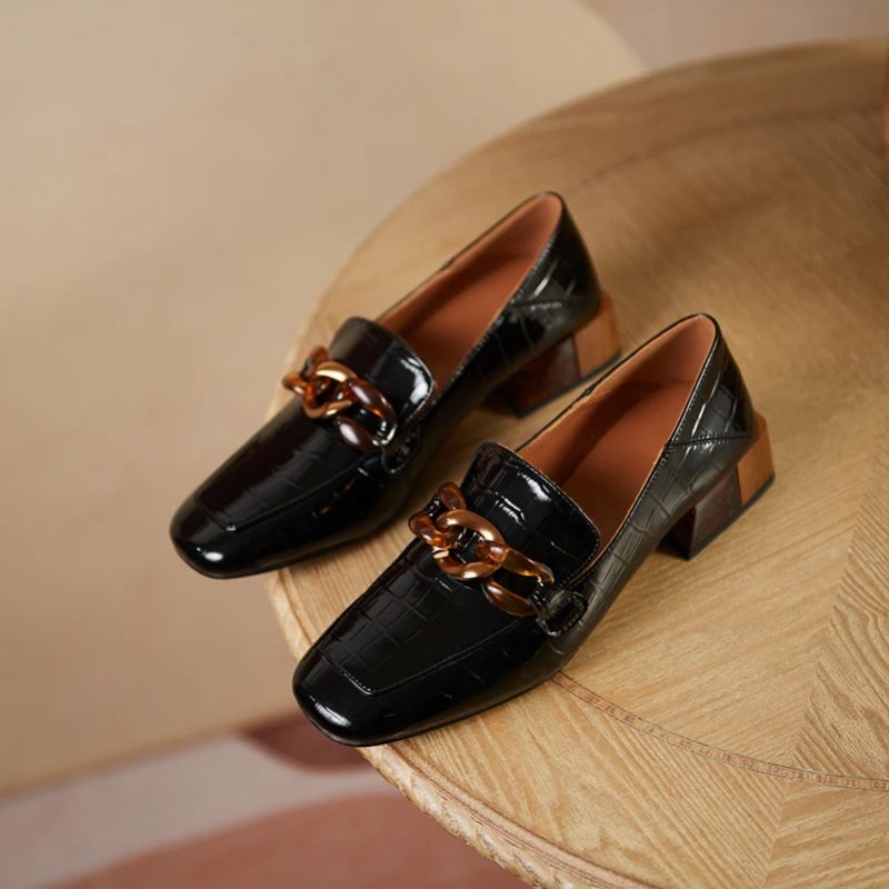 Susex Kvinnors Chunky Heel Leather Black Loafer - Svart