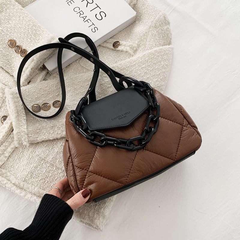 Tamoha Designväska I Kviltat Läder För Kvinnor - Beige