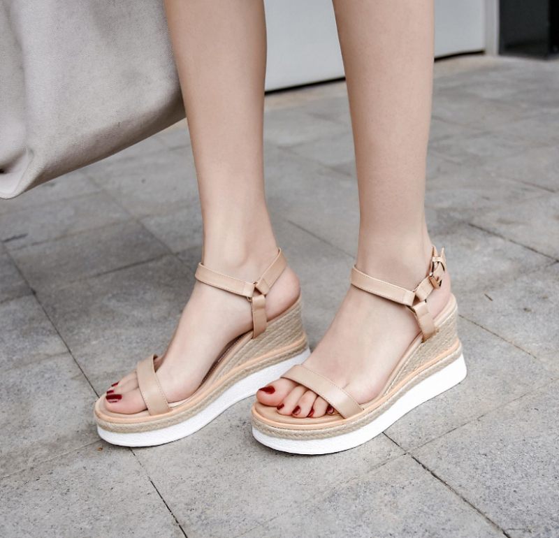 Tango Sandal I Läder Med Kil För Kvinnor - Aprikos