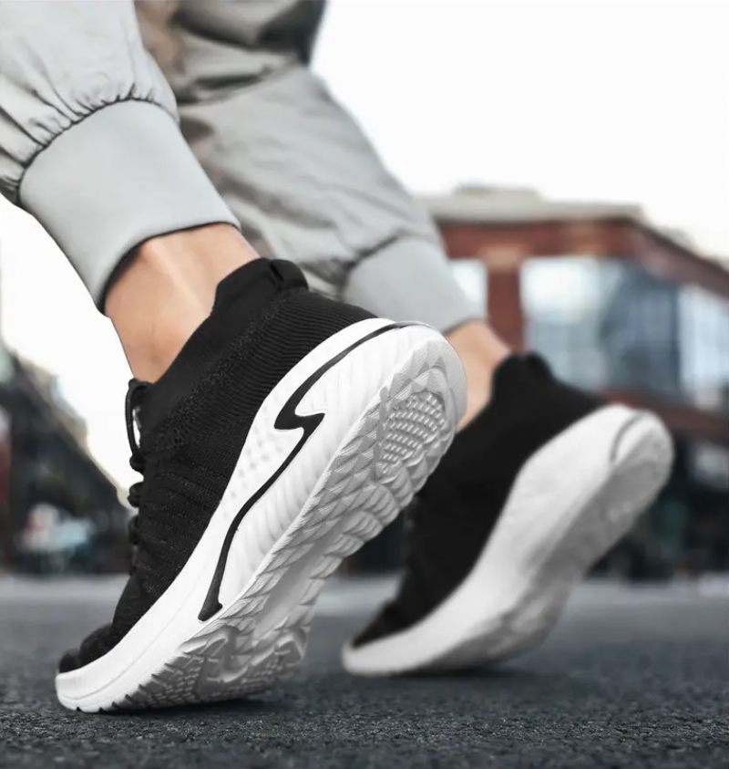 Timy Unisex Löparsneaker - Svart Vit