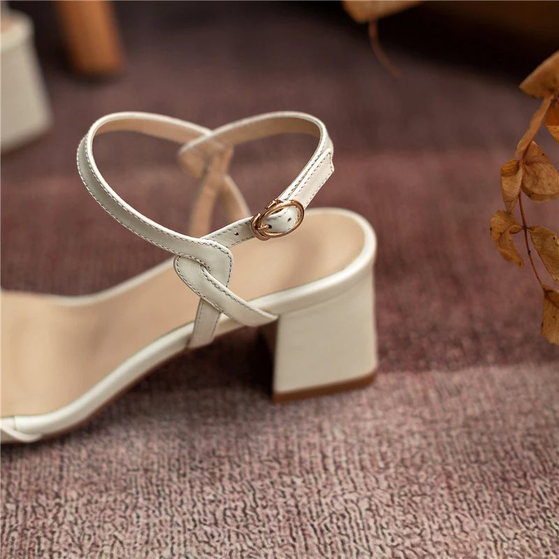 Tina Damsandal - Beige