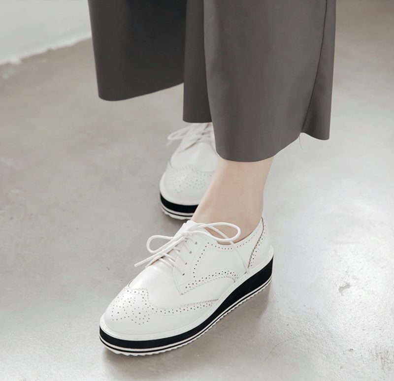 Tonina Oxford - Vit