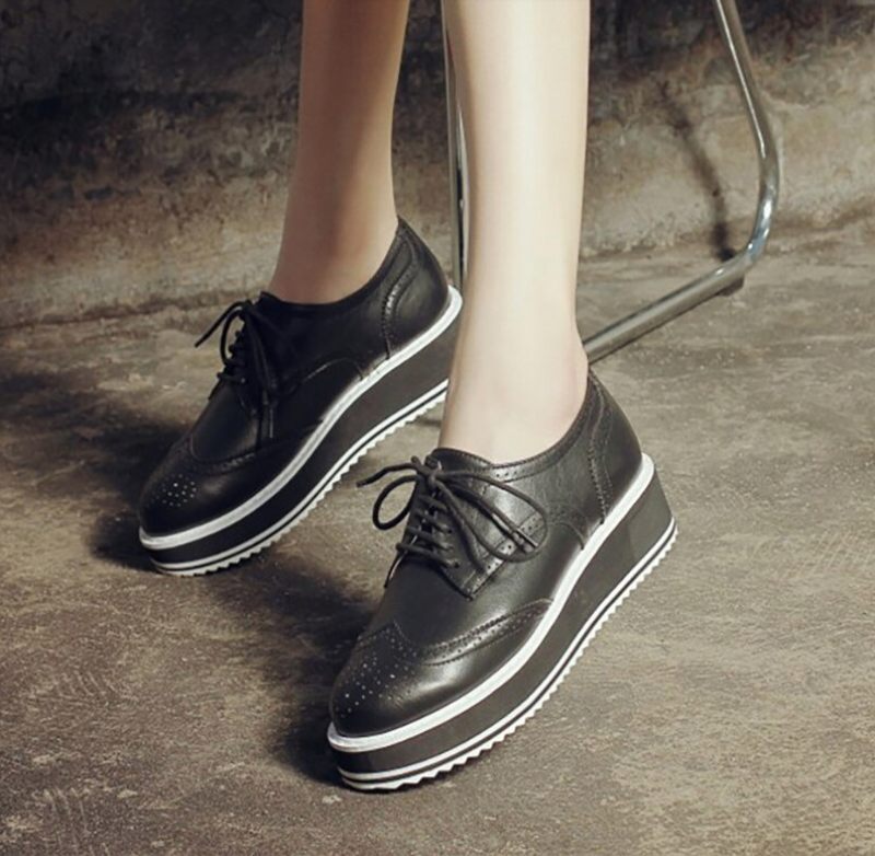Tonina Oxford - Vit