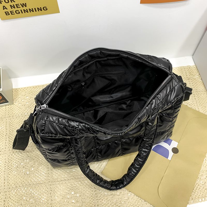 Torys Crossbody-handväska I Nylon För Kvinnor - Svart
