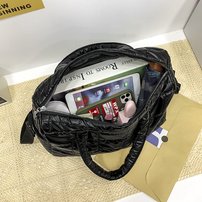 Torys Crossbody-handväska I Nylon För Kvinnor - Svart