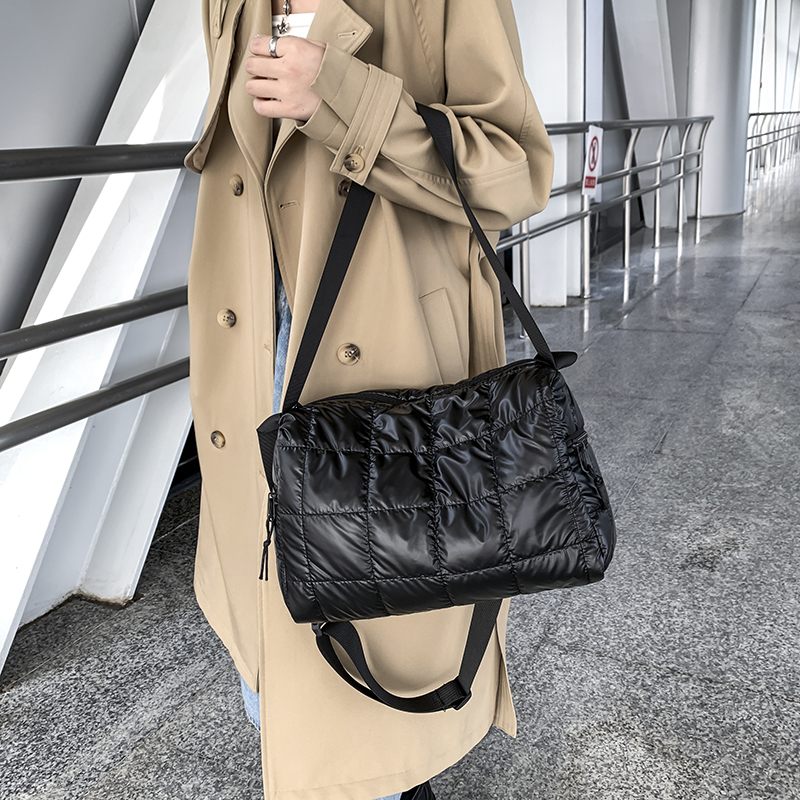 Torys Crossbody-handväska I Nylon För Kvinnor - Svart