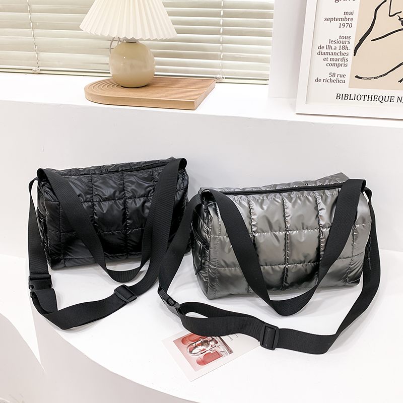 Torys Crossbody-handväska I Nylon För Kvinnor - Svart