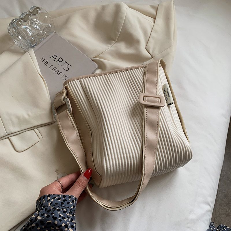 Trixy Reseaxelhandväska För Kvinnor - Horisontal Khaki