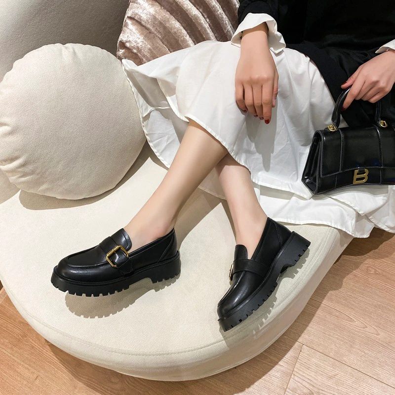 Tula Slip-on Loafer Skor För Kvinnor - Vit