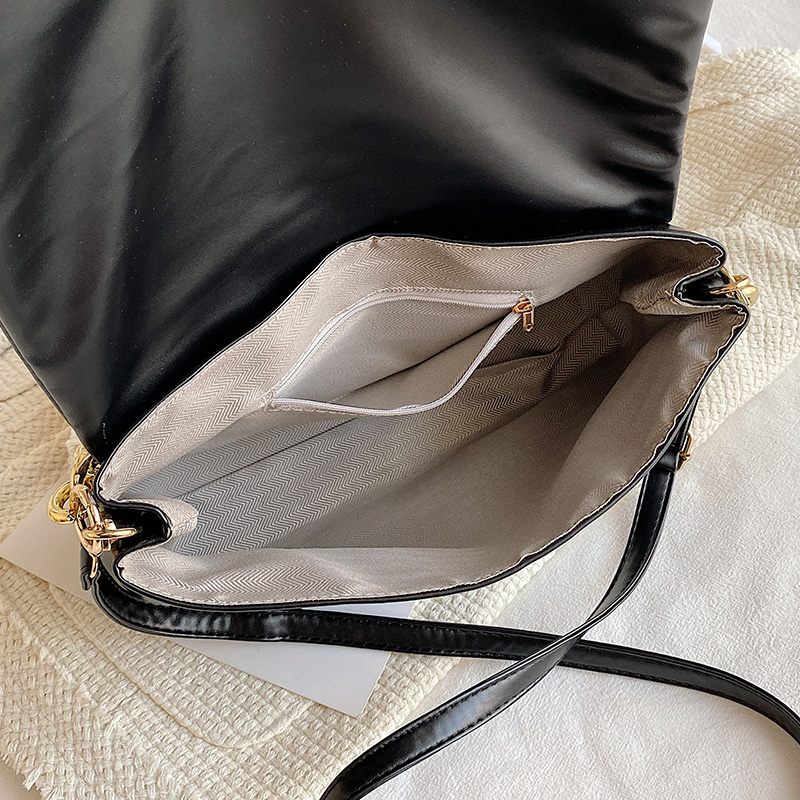 Tulia Damkedja I Läder Lyxig Designer Crossbody-handväska - Svart