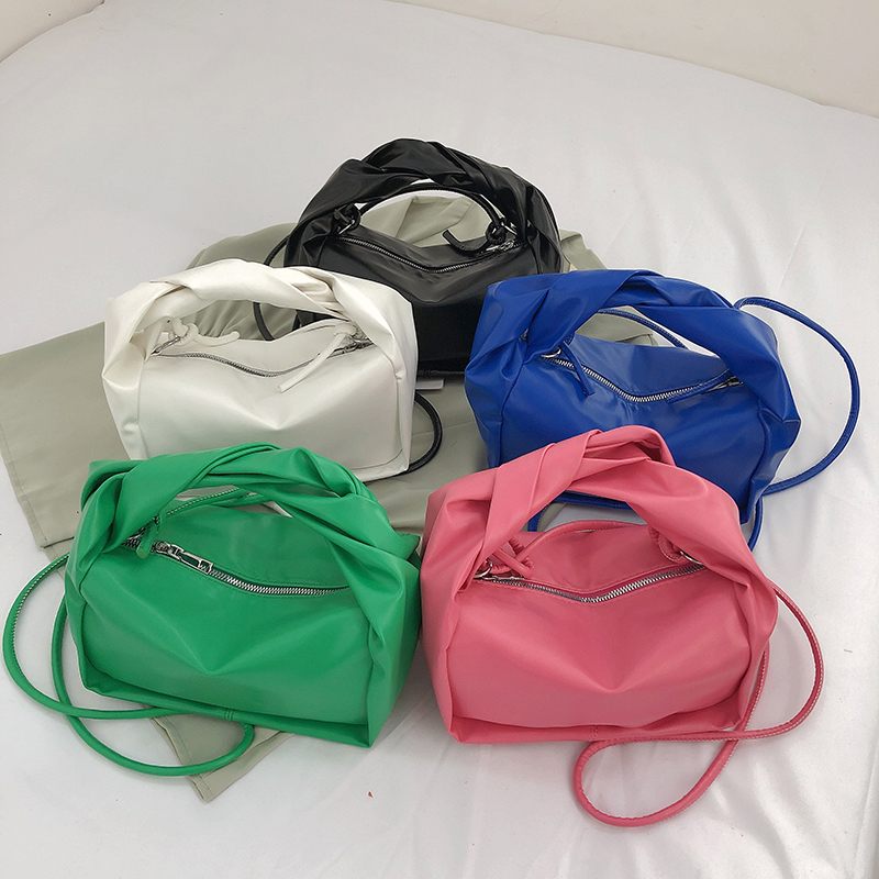 Valdes Small Crossbody-handväska I Läder För Kvinnor - Lila