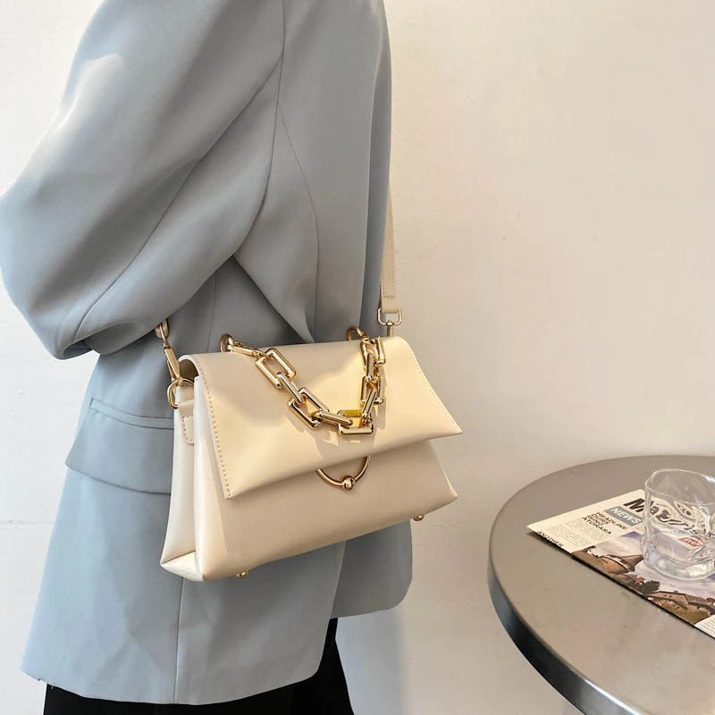Venia Crossbody-handväska I Läderklaff För Kvinnor - Svart