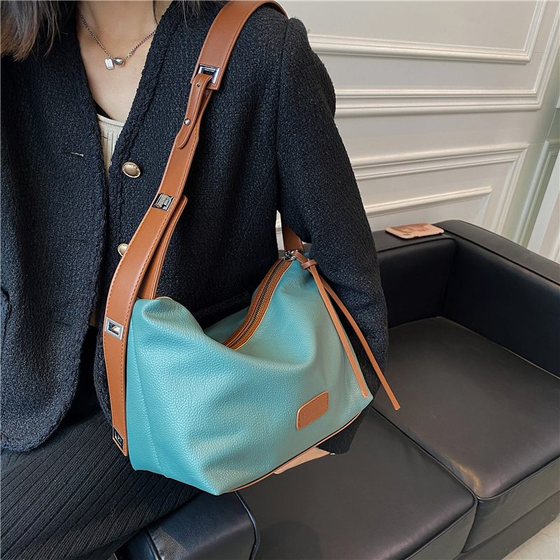 Vennus Crossbody-handväska I Läderdesign För Kvinnor - Svart