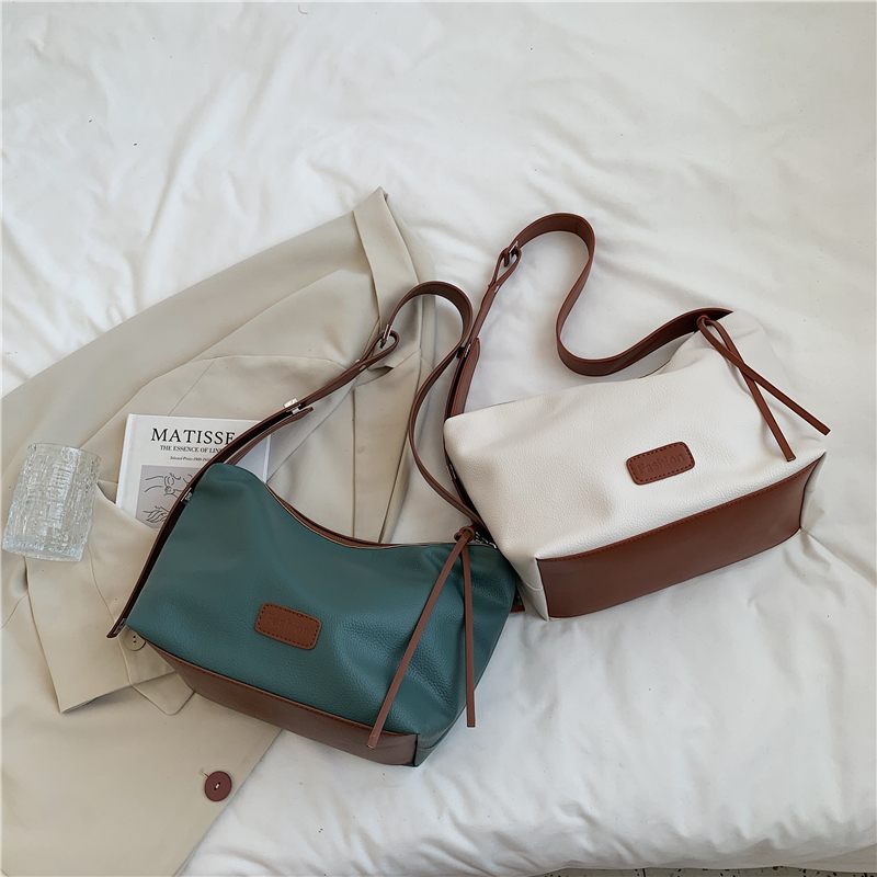 Vennus Crossbody-handväska I Läderdesign För Kvinnor - Svart