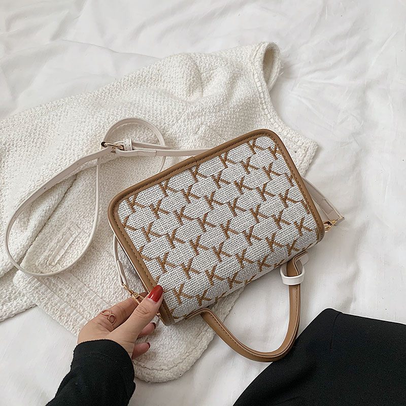 Vernon Crossbody-handväska Med Kort Handtag För Kvinnor - Vit med Khaki