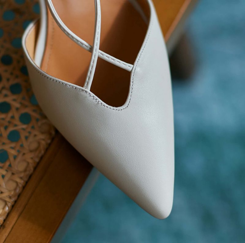 Vika Lädersandal Med Spetsad Tå För Kvinnor - Beige