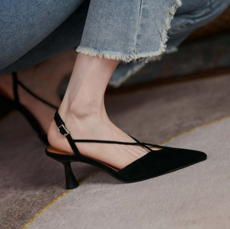 Vika Lädersandal Med Spetsad Tå För Kvinnor - Beige