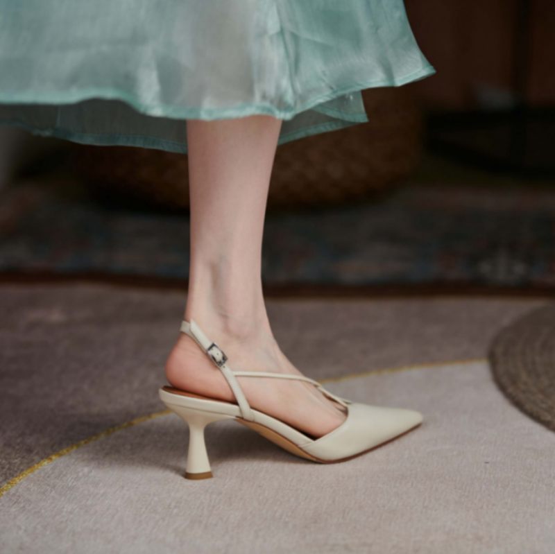 Vika Lädersandal Med Spetsad Tå För Kvinnor - Beige